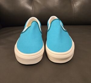 Vans Mens Size 8 Blue Slip-On Shoes